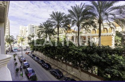 Apartment - 5 Bedrooms - 5 Bathrooms for sale in Kasr Al Safa St. - Zezenia - Hay Sharq - Alexandria