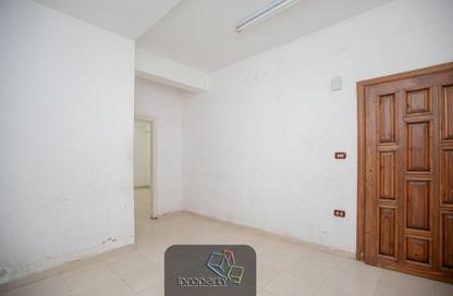 Office Space - 2 Bedrooms - 1 Bathroom for sale in Lageteh St. - Ibrahimia - Hay Wasat - Alexandria