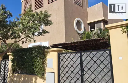 فيلا - 5 غرف نوم - 5 حمامات للايجار في الجريا - كمبوندات الشيخ زايد - الشيخ زايد - الجيزة