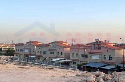 Townhouse - 3 Bedrooms - 2 Bathrooms for sale in Alex West - Alexandria Compounds - Alexandria