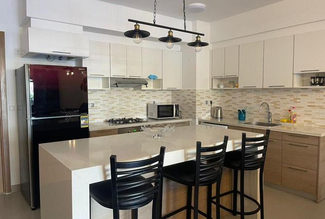 85051200 - Property Image 3