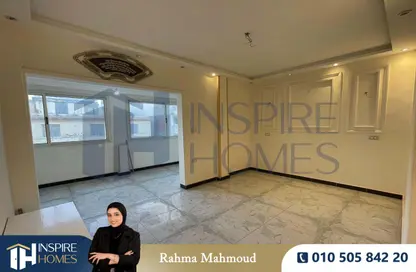 Apartment - 2 Bedrooms - 1 Bathroom for rent in Sporting - Hay Sharq - Alexandria