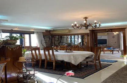 Apartment - 3 Bedrooms - 2 Bathrooms for sale in El Laselky St. - Hay El Maadi - Cairo