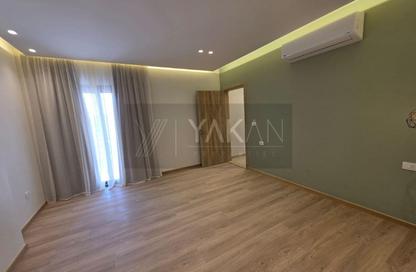 شقة - 2 غرف نوم - 2 حمامات للايجار في فيفث سكوير - التجمع الخامس - مدينة القاهرة الجديدة - القاهرة