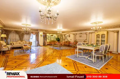 Apartment - 5 Bedrooms - 3 Bathrooms for sale in Mohamed Bahaa Al Din Al Ghouri St. - Smouha - Hay Sharq - Alexandria