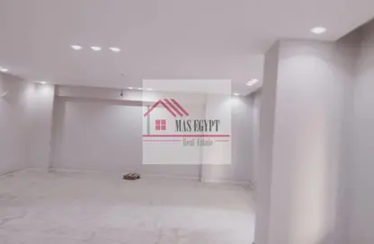 مساحات مكتبية - 4 غرف نوم - 3 حمامات للايجار في شارع محي الدين أبو العز - المهندسين - الجيزة