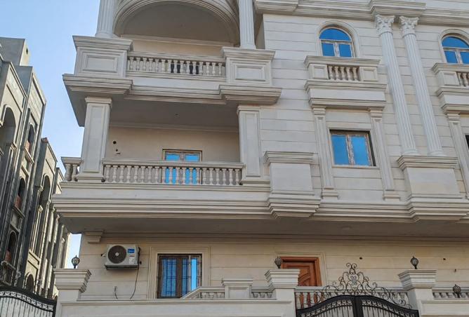 104872398 - صورة العقار 2