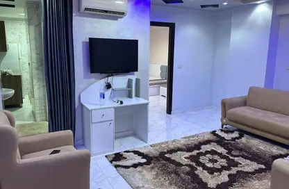 Apartment - 2 Bedrooms - 1 Bathroom for sale in Al Quds Al Sharif St. - Mohandessin - Giza