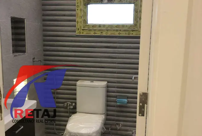 114631102 - Property Image 3
