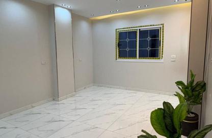 Apartment - 3 Bedrooms - 1 Bathroom for sale in Gate 4 - Mena - Hadayek El Ahram - Giza