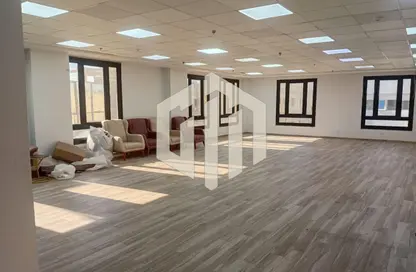 Office Space - 1 Bedroom - 1 Bathroom for rent in Bank Center Street - South Teseen St. - The 5th Settlement - New Cairo City - Cairo