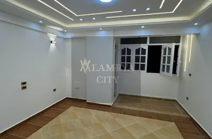 Apartment - 3 Bedrooms - 1 Bathroom for sale in Iskandar Ibrahim St. - Miami - Hay Awal El Montazah - Alexandria