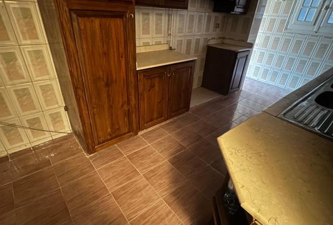 8593430 - Property Image 3