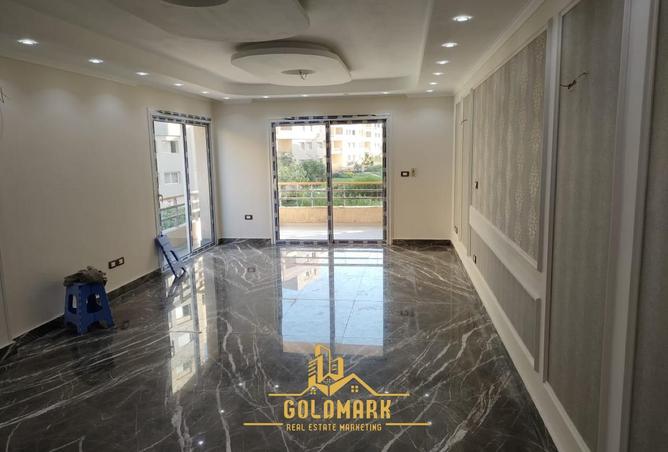 8370015 - Property Image 2