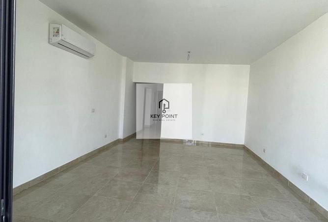 74044342 - Property Main Image
