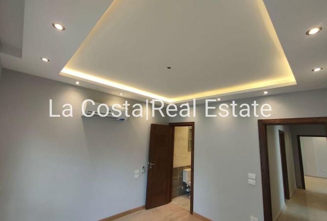 8606042 - Property Image 2