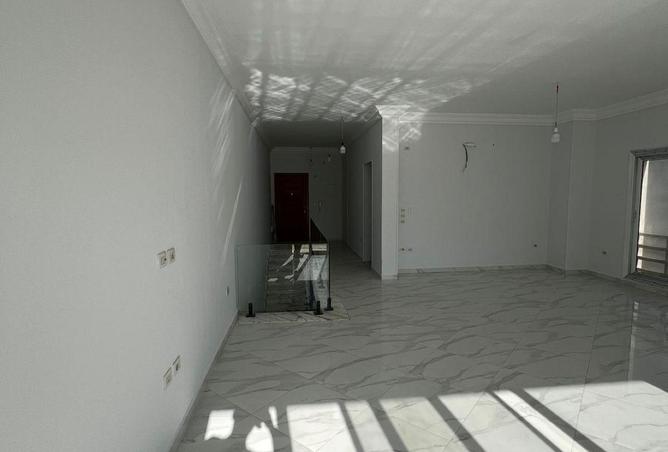 52456553 - صورة العقار 3