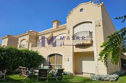 فيلا - 4 غرف نوم - 2 حمامات للبيع في الباتيو 5 ايست - الباتيو - كمبوندات الشروق - مدينة الشروق - القاهرة