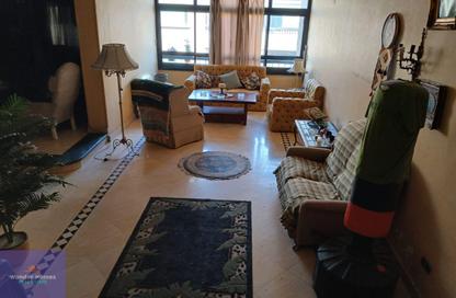 Apartment - 3 Bedrooms - 2 Bathrooms for sale in Zahraa Al Maadi Tunnel - Degla - Hay El Maadi - Cairo