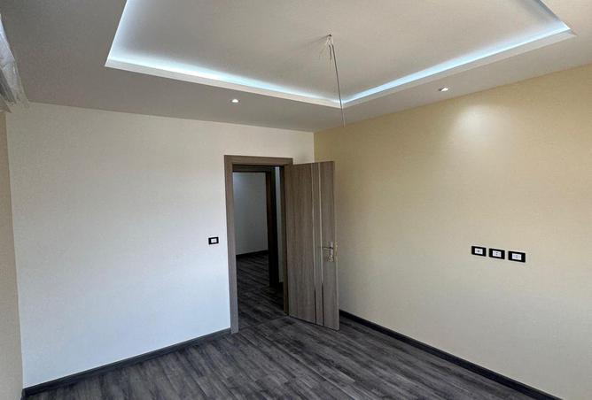 64645378 - Property Image 3