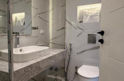 Villa - 5 - 5 for rent in Uptown Cairo Road - Al Abageyah - El Khalifa - Cairo