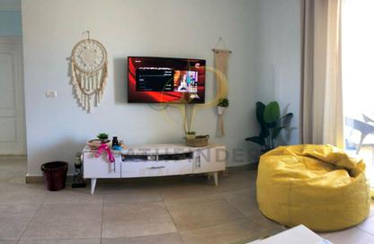 Chalet - 2 Bedrooms - 2 Bathrooms for rent in Mountain View - Ras Al Hekma - North Coast