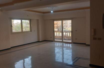 Apartment - 4 Bedrooms - 3 Bathrooms for rent in Touristic Zone 4 - Touristic Zone - Al Motamayez District - 6 October City - Giza