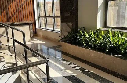 عيادة - 2 غرف نوم - 1 حمام للايجار في مول ويست بارك - محور 26 يوليو - مدينة 6 أكتوبر - الجيزة