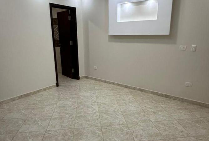 64908844 - صورة العقار 3