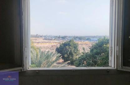 Apartment - 4 Bedrooms - 2 Bathrooms for sale in Street 6 - Maadi - Hay El Maadi - Cairo