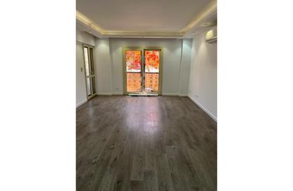 Apartment - 2 Bedrooms - 1 Bathroom for rent in El Rehab Extension - Al Rehab - New Cairo City - Cairo