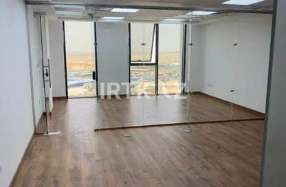 مساحات مكتبية - غرفة نوم - 1 حمام للايجار في مول هايد بارك بيزنس - شارع التسعين الجنوبي - التجمع الخامس - مدينة القاهرة الجديدة - القاهرة