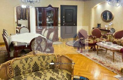 Apartment - 3 Bedrooms - 3 Bathrooms for sale in Al Laselky St. - El Laselky - New Maadi - Hay El Maadi - Cairo