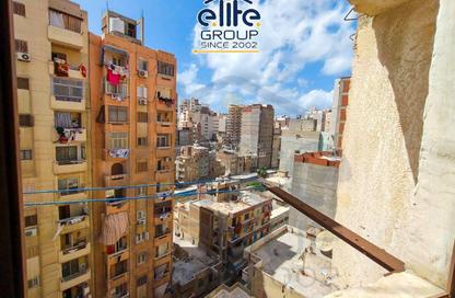 Apartment - 3 Bedrooms - 1 Bathroom for sale in Smouha - Hay Sharq - Alexandria Apartment - 3 Bedrooms - 1 Bathroom for sale in Smouha - Hay Sharq - Alexandria