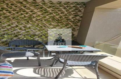 Apartment - 2 Bedrooms - 2 Bathrooms for sale in Palm Hills Village Gate - South Investors Area - New Cairo City - Cairo
