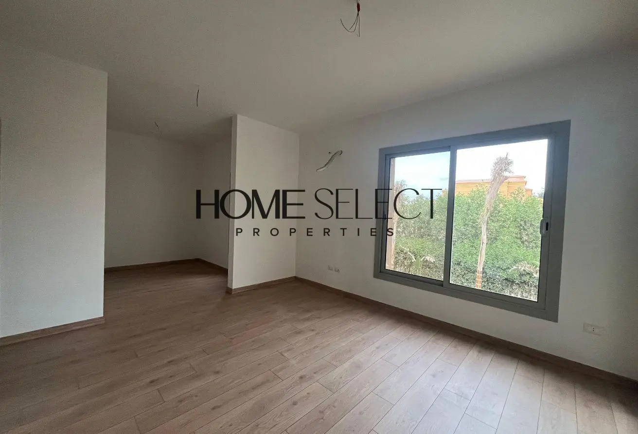 73764405 - Property Main Image
