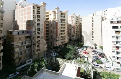 شقة - 4 غرف نوم - 4 حمامات للبيع في شارع محمد فوزي معاذ - سموحة - حي شرق - الاسكندرية
