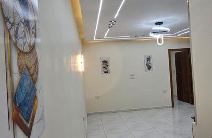 Apartment - 2 Bedrooms - 1 Bathroom for sale in Gate 2 - Ahmose - Hadayek El Ahram - Giza
