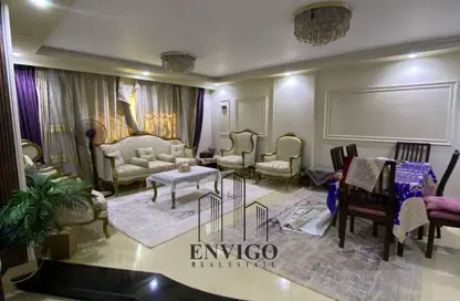 Apartment - 3 Bedrooms - 2 Bathrooms for sale in Al Farouk Omar St. - 9th Zone - Nasr City - Cairo