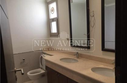 Apartment - 2 Bedrooms - 3 Bathrooms for sale in Aurora - Uptown Cairo - Mokattam - Cairo