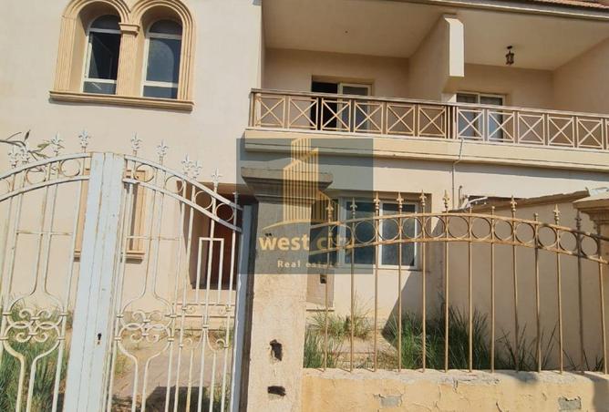 98275424 - Property Image 2