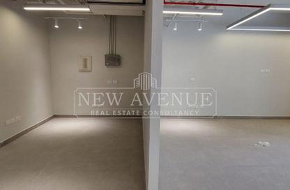 Office Space - Studio - 2 Bathrooms for sale in Hyde Park Business District Mall - South Teseen St. - The 5th Settlement - New Cairo City - Cairo