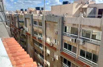 Apartment - 4 Bedrooms - 2 Bathrooms for sale in Smouha - Hay Sharq - Alexandria