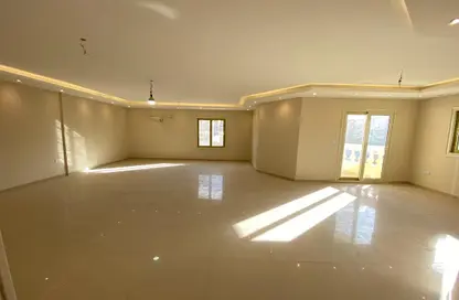 شقة - 3 غرف نوم - 3 حمامات للايجار في المنطقة الثامنة - مدينة نصر - القاهرة