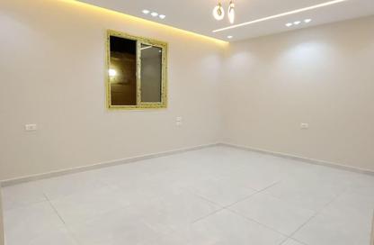 Apartment - 4 Bedrooms - 3 Bathrooms for sale in Hadayek El Ahram - Giza Apartment - 4 Bedrooms - 3 Bathrooms for sale in Hadayek El Ahram - Giza