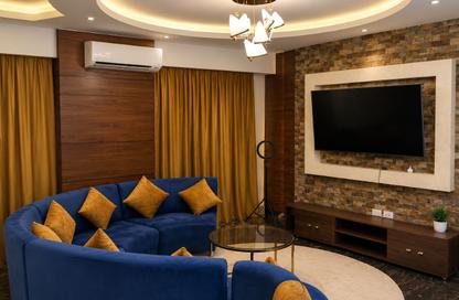 Apartment - 3 Bedrooms - 3 Bathrooms for rent in Omar Khorshid St. - El Banafseg 10 - El Banafseg - New Cairo City - Cairo