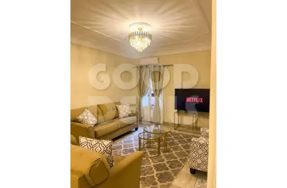 شقة - 2 غرف نوم - 2 حمامات للايجار في شارع عبد الرحيم صبري - الدقي - الجيزة