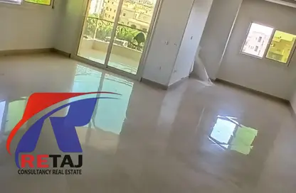 Apartment - 3 Bedrooms - 2 Bathrooms for rent in Al Sadat Axis - The 1st Settlement - New Cairo City - Cairo
