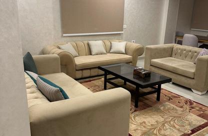 Apartment - 3 Bedrooms - 2 Bathrooms for rent in Mostashareen - North Investors Area - New Cairo City - Cairo