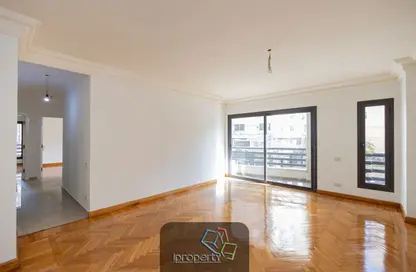 Office Space - 3 Bedrooms - 2 Bathrooms for rent in Mostafa Abou Heif St. - Saba Basha - Hay Sharq - Alexandria